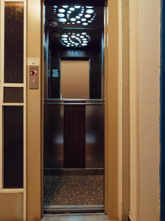 Beautiful Apartment - Top Location - Amazing Balcony Bucureşti Ngoại thất bức ảnh
